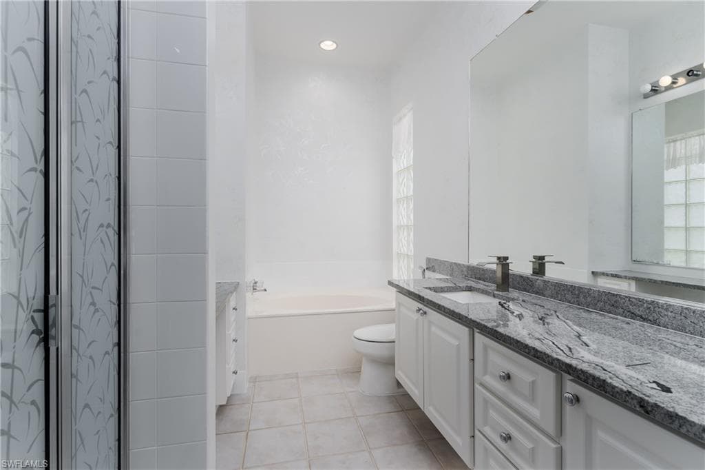 4892 San Pablo CT-24