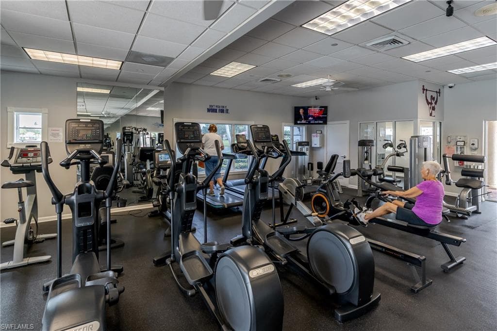 4892 San Pablo CT-40