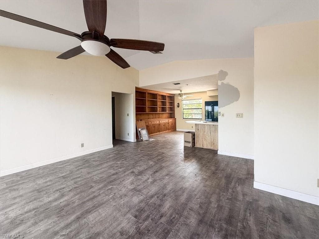 27671 Bay Point LN A3-4