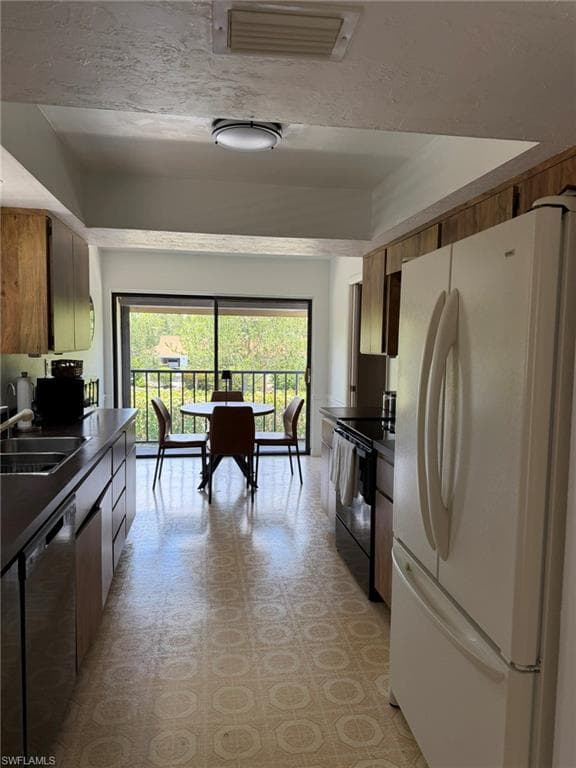 576 Retreat DR 201-2