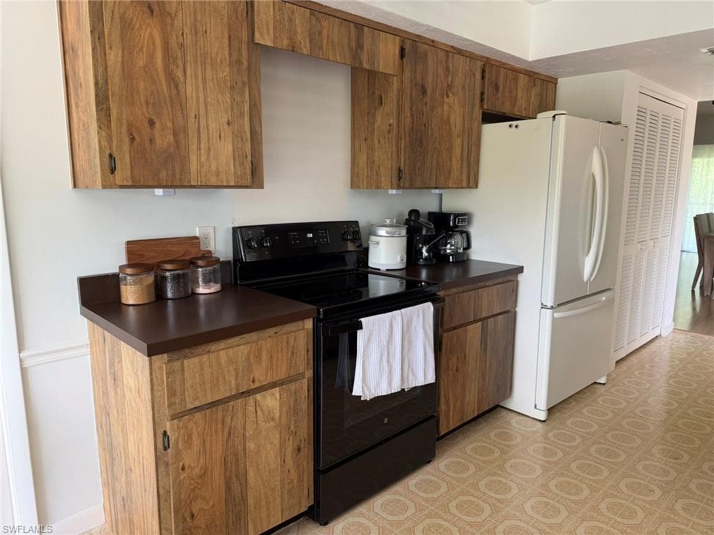 576 Retreat DR 201-5