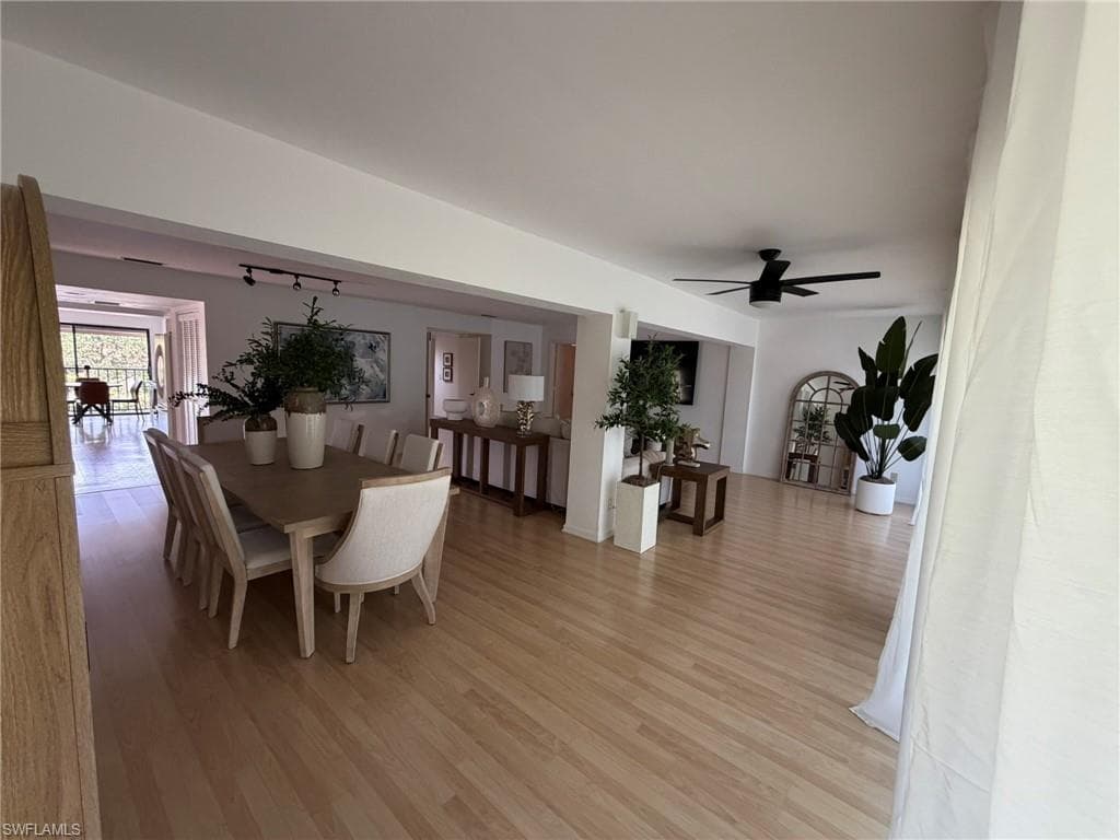 576 Retreat DR 201-20