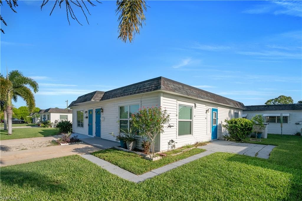 11 Hamlin CT-27