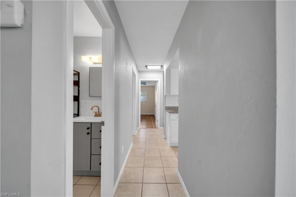 11 Hamlin CT-7