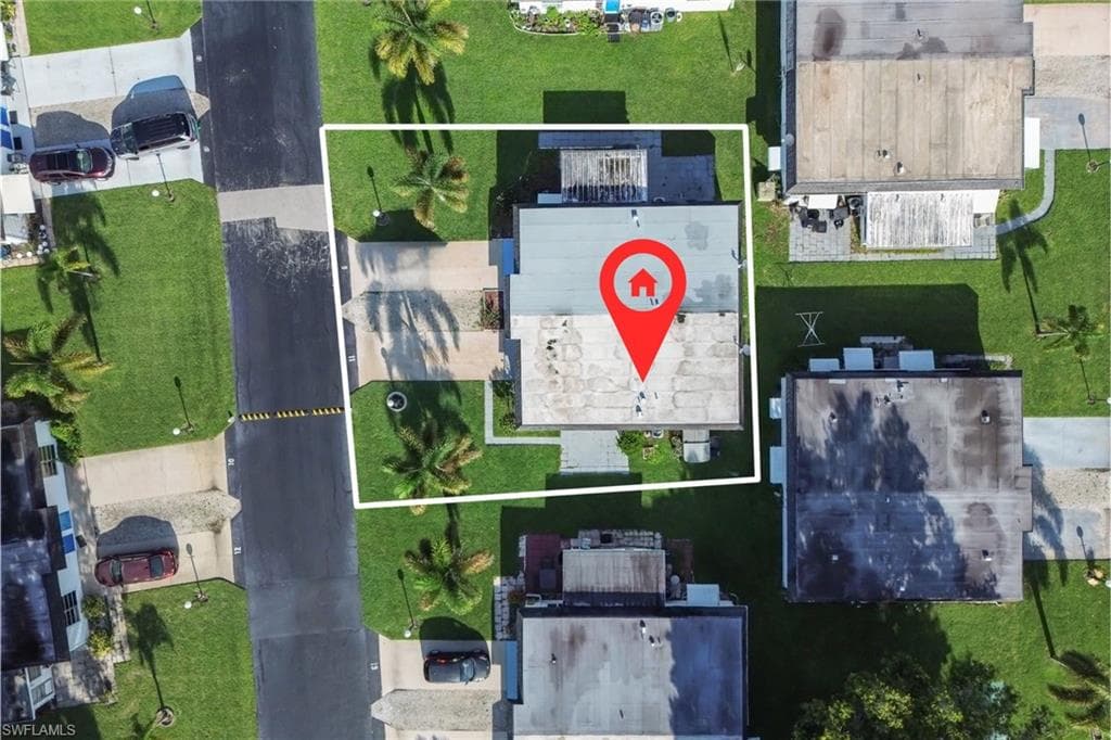 11 Hamlin CT-33