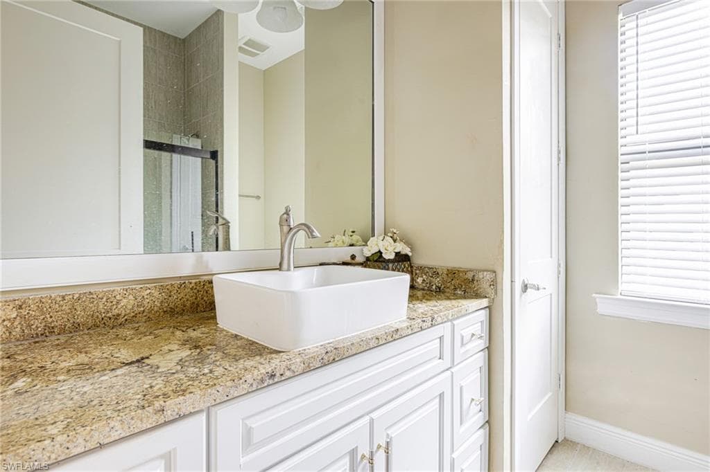6871 Lakewood Isle DR-23