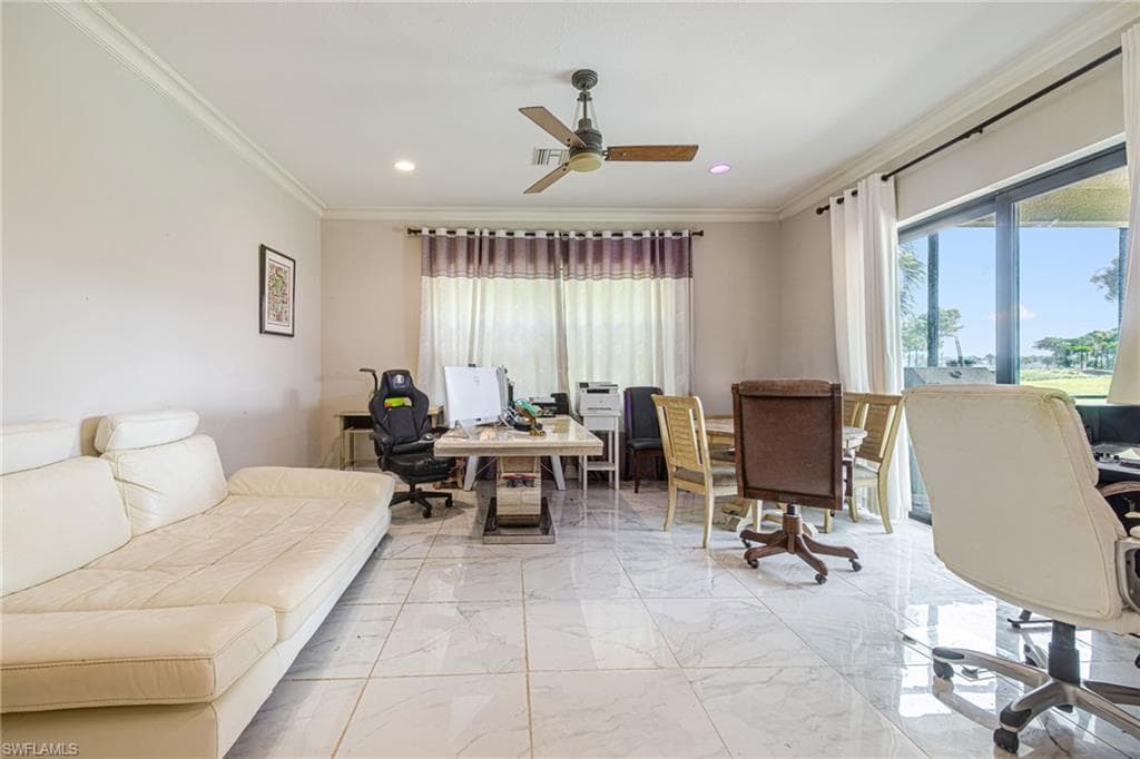 6871 Lakewood Isle DR-29