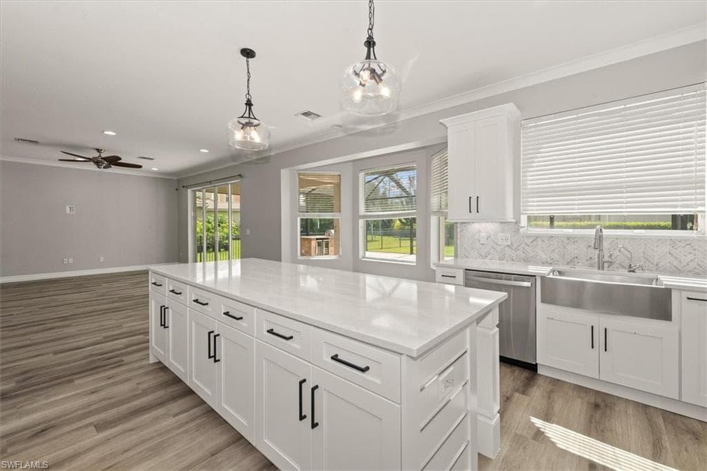 11103 Sparkleberry DR-12