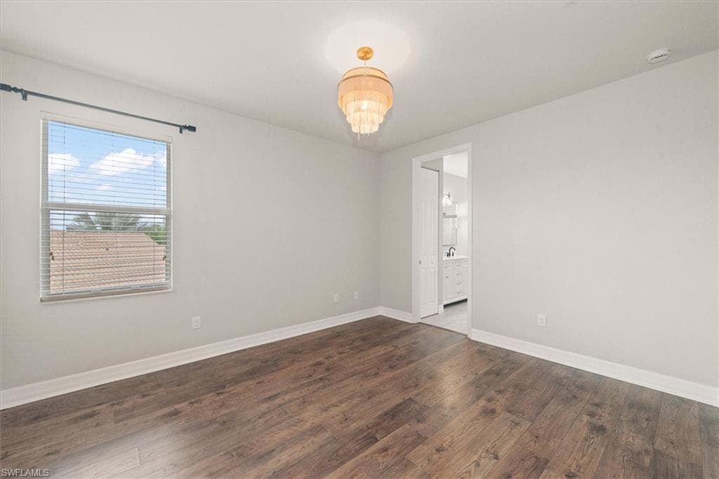 11103 Sparkleberry DR-26