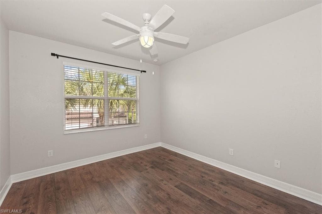 11103 Sparkleberry DR-22
