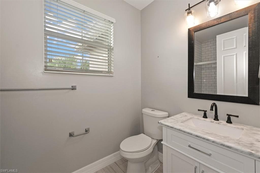 11103 Sparkleberry DR-20