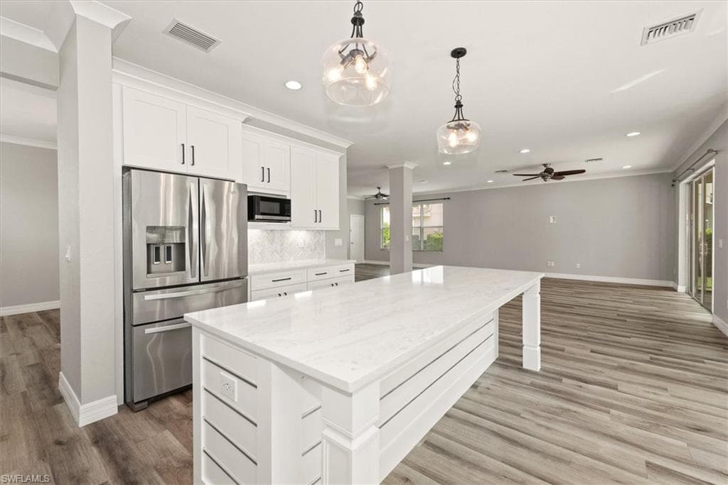 11103 Sparkleberry DR-10