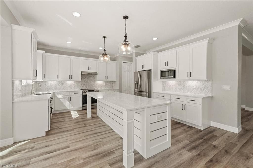 11103 Sparkleberry DR-11