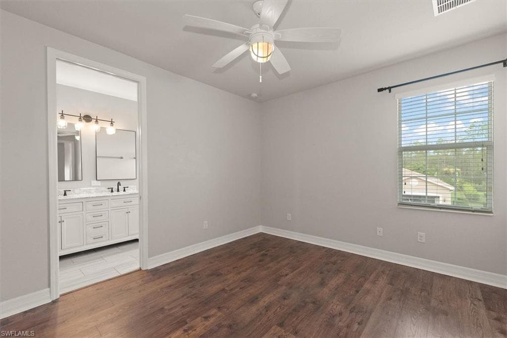11103 Sparkleberry DR-21