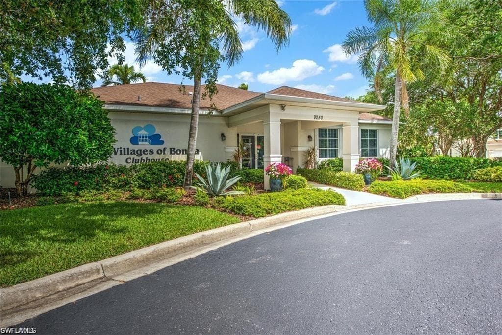 25762 Lake Amelia WAY 105-27