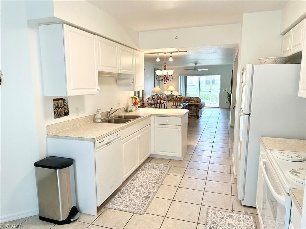 25762 Lake Amelia WAY 105-9