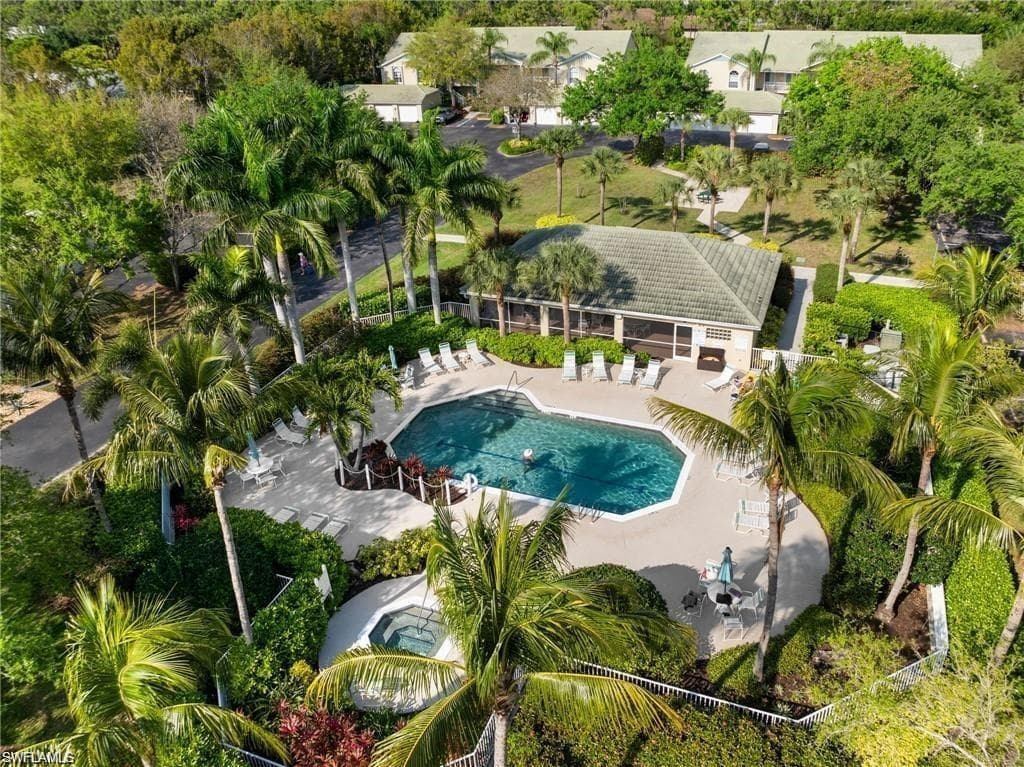 25762 Lake Amelia WAY 105-25