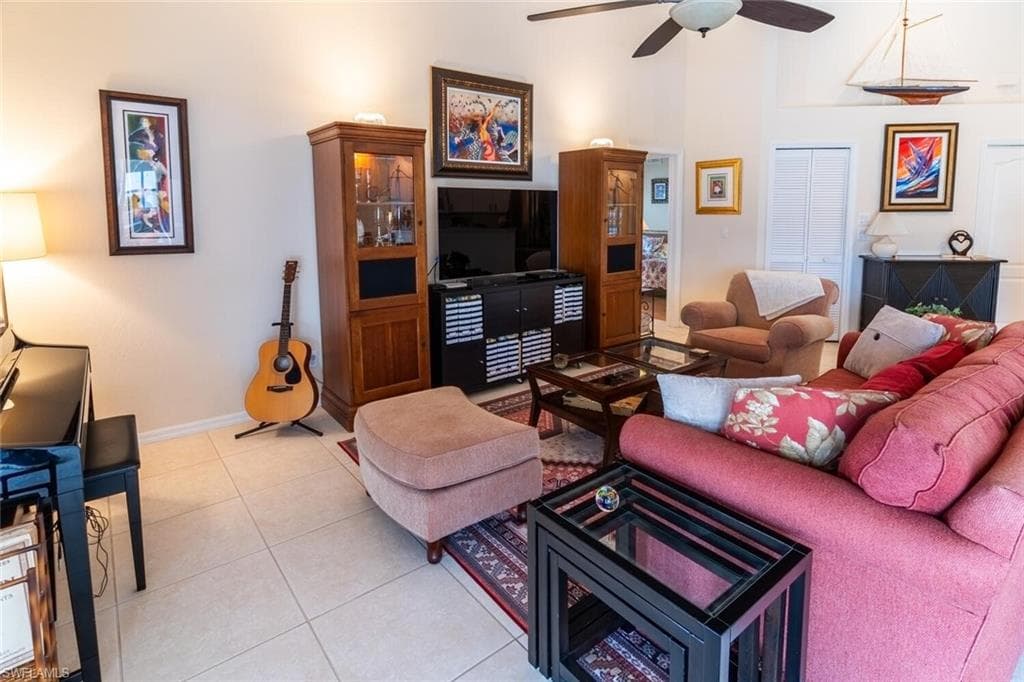 458 Countryside DR-19