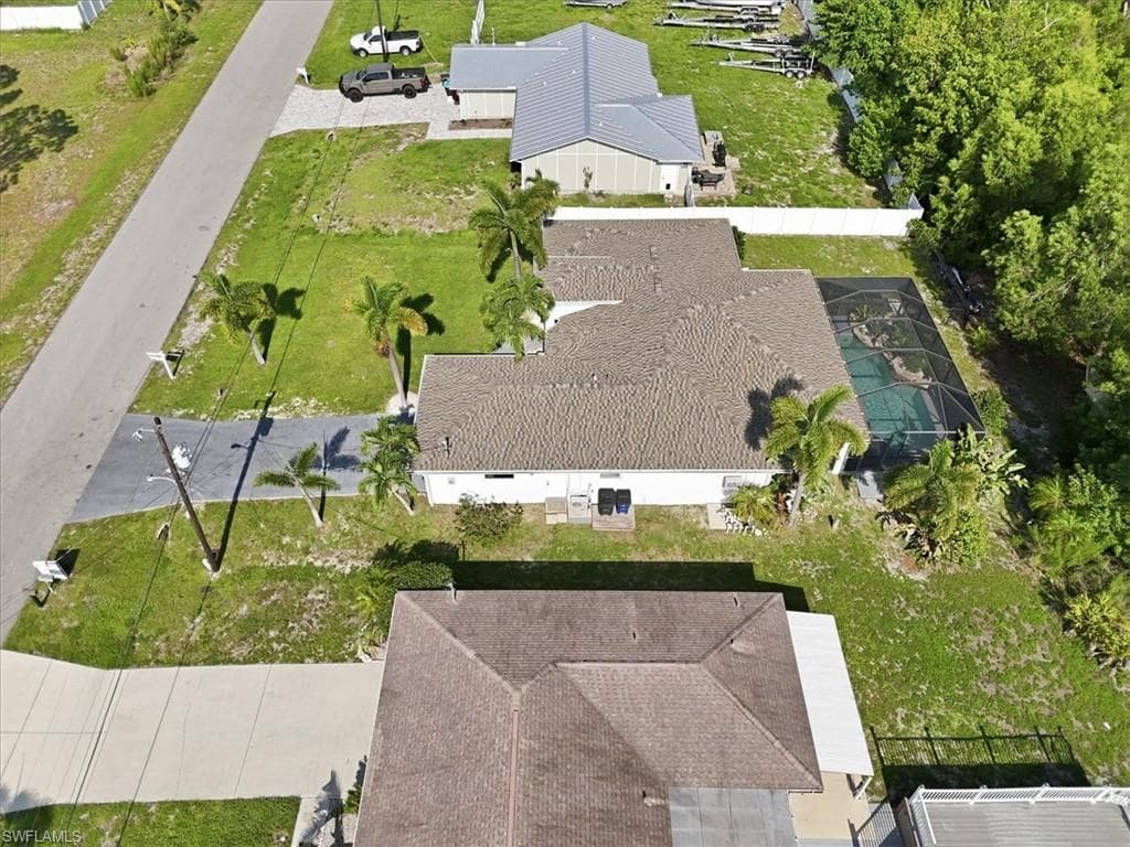 5748 Linden LN-6