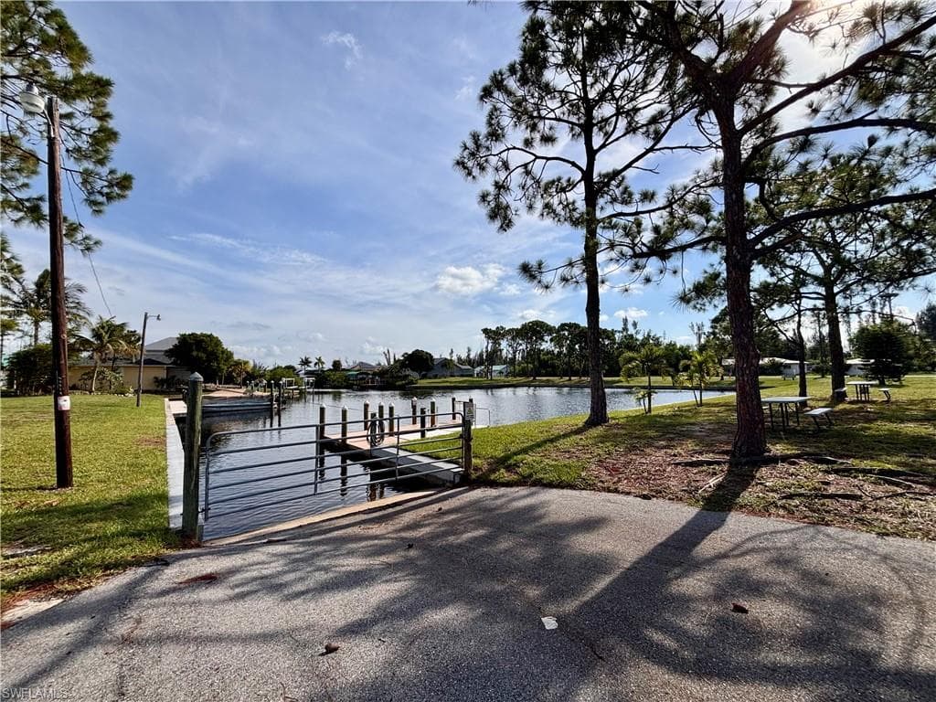 5748 Linden LN-38