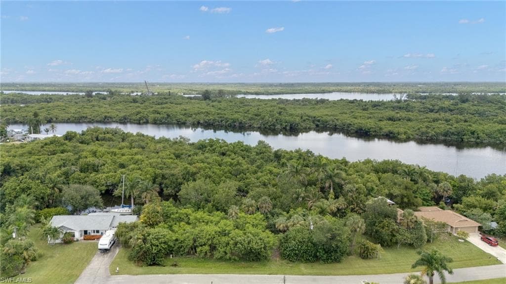 315 Shore DR-2
