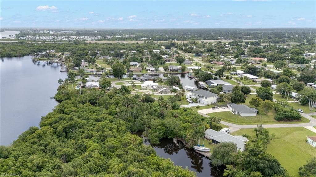 315 Shore DR-11