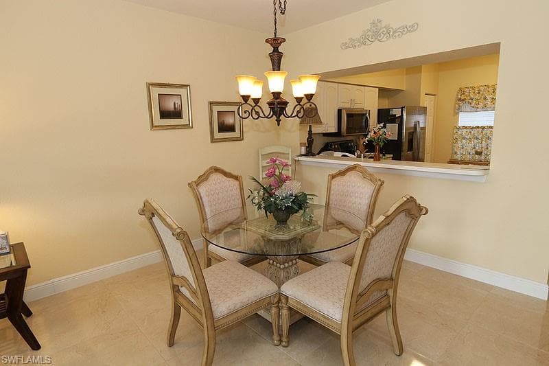 3250 Cypress Glen WAY 403-6