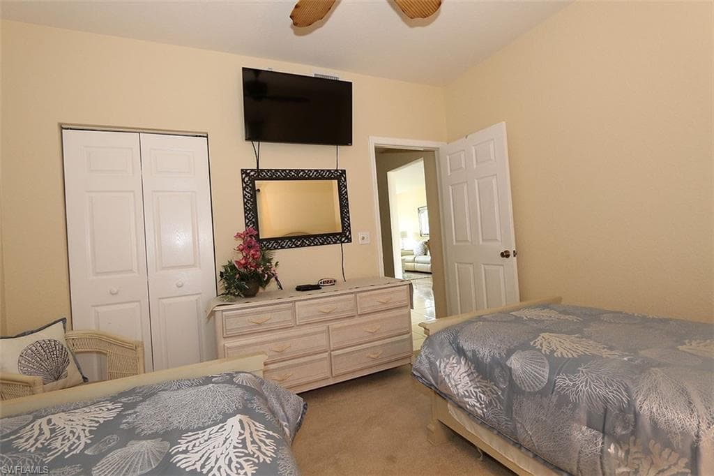 3250 Cypress Glen WAY 403-17