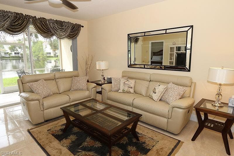 3250 Cypress Glen WAY 403-3