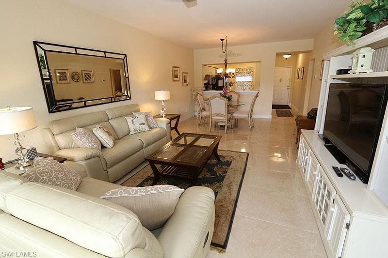 3250 Cypress Glen WAY 403-5