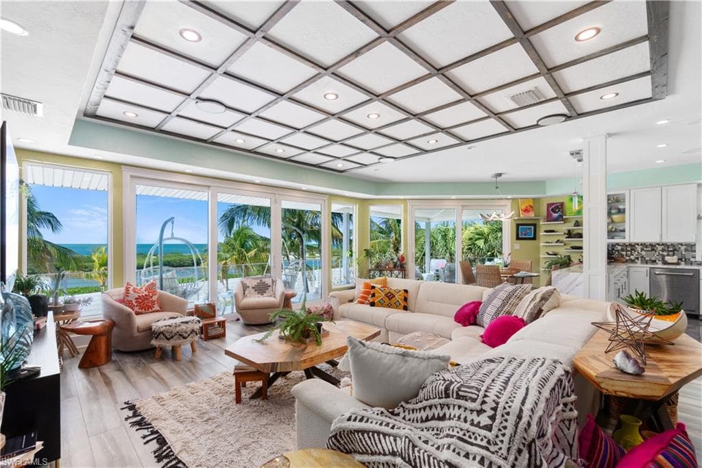 8124 Estero BLVD-12