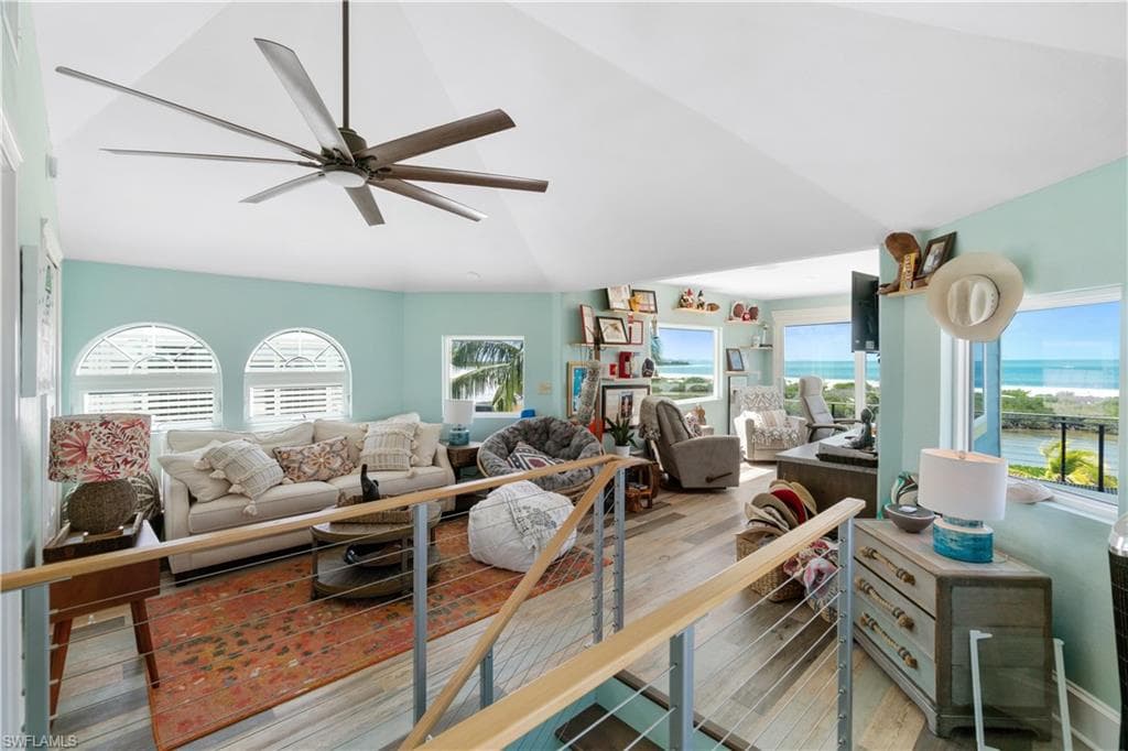 8124 Estero BLVD-22