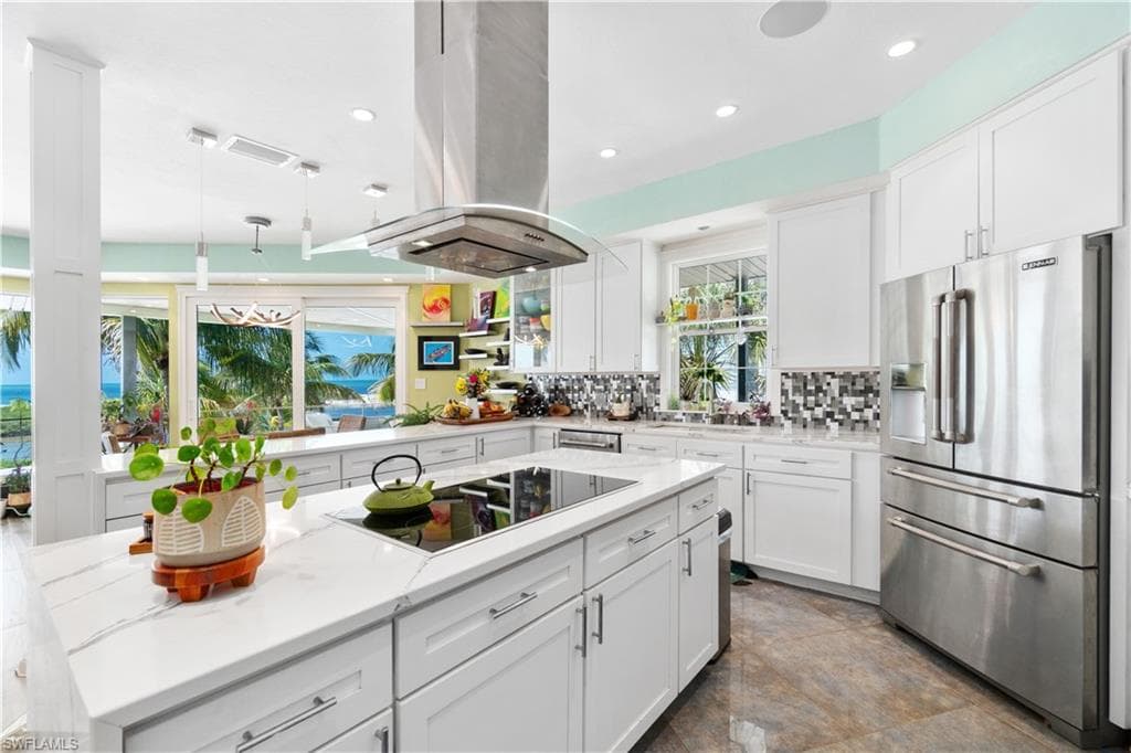 8124 Estero BLVD-7