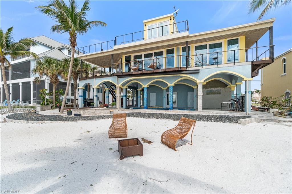 8124 Estero BLVD-31
