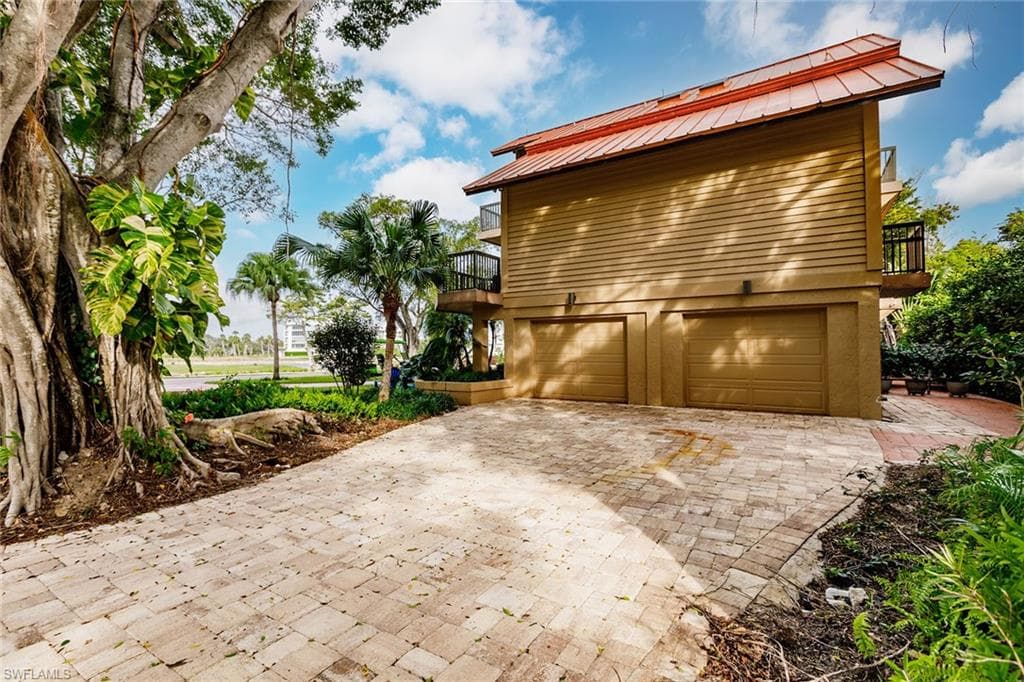 376 Leatherfern LN-49