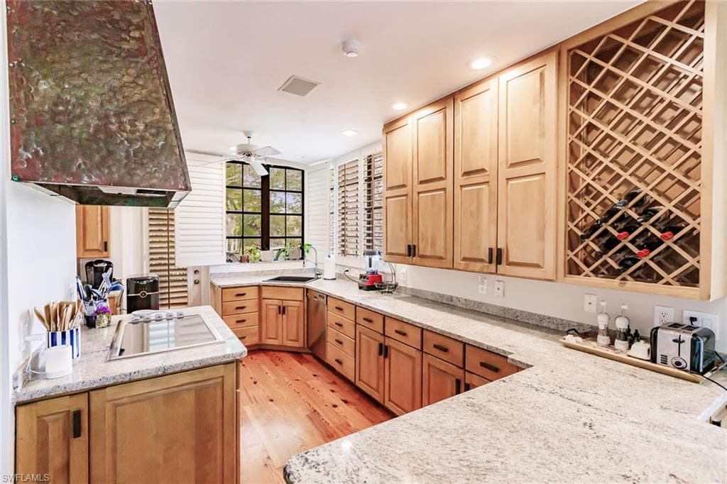 376 Leatherfern LN-18