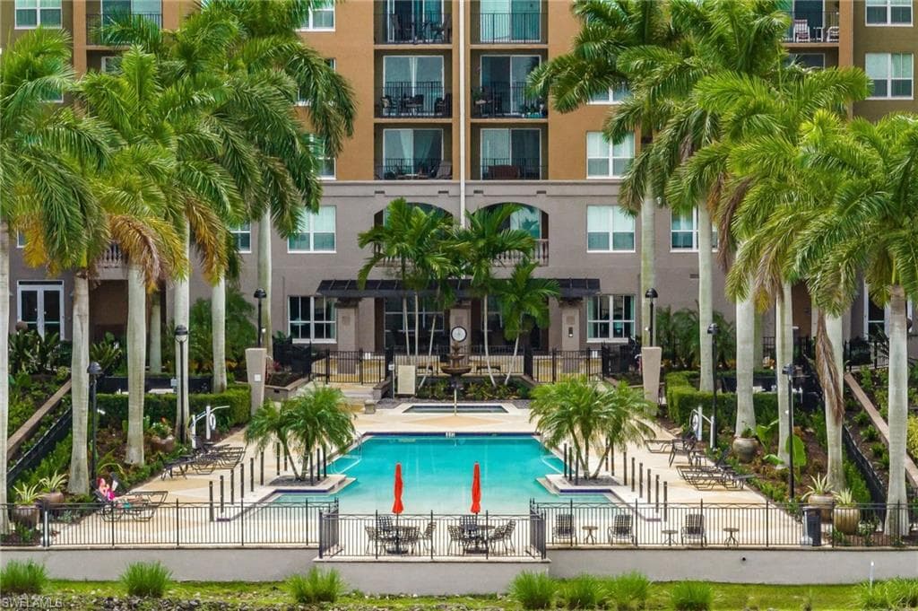 2825 Palm Beach BLVD 618-46