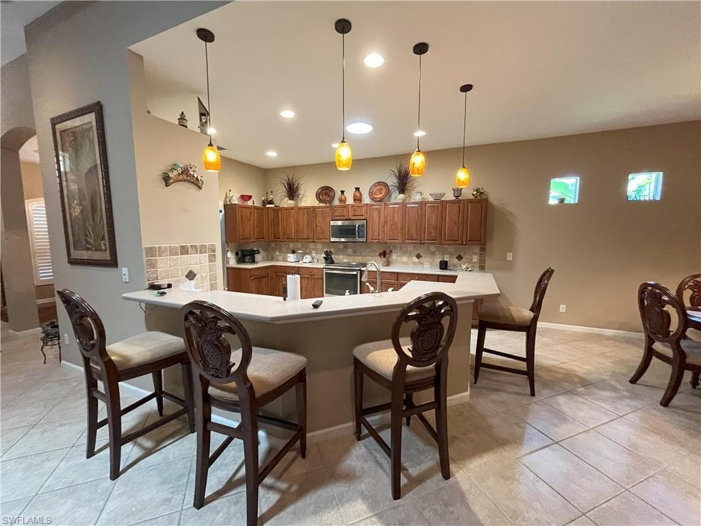 26455 Doverstone ST-8