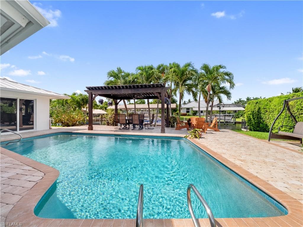 980 Bal Isle DR-18