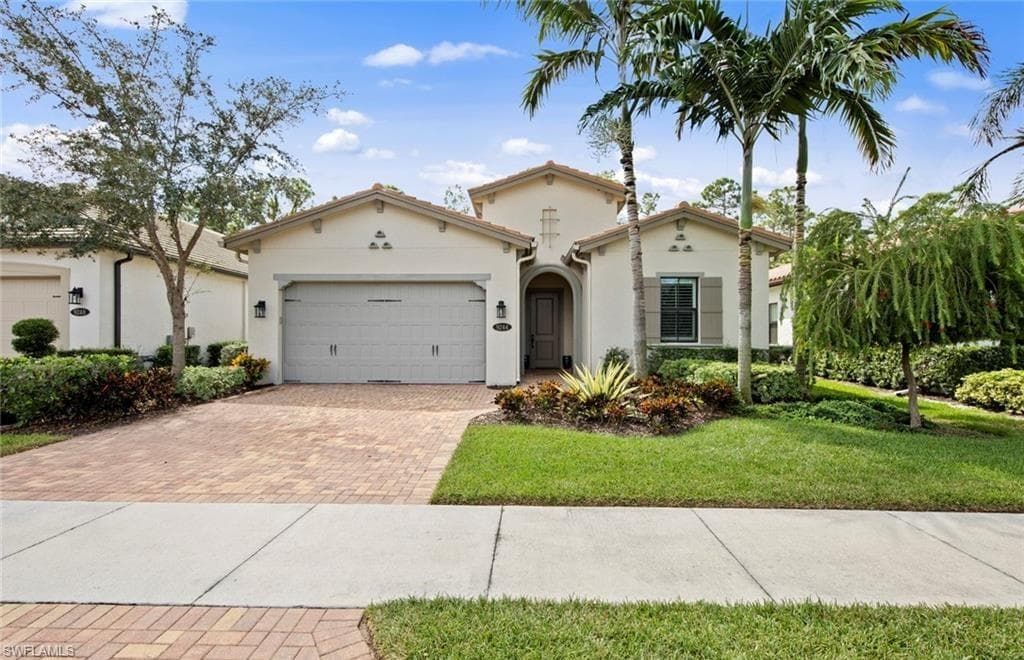 9244 Glenforest DR-3