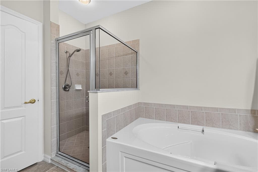 13818 Village Creek DR-22