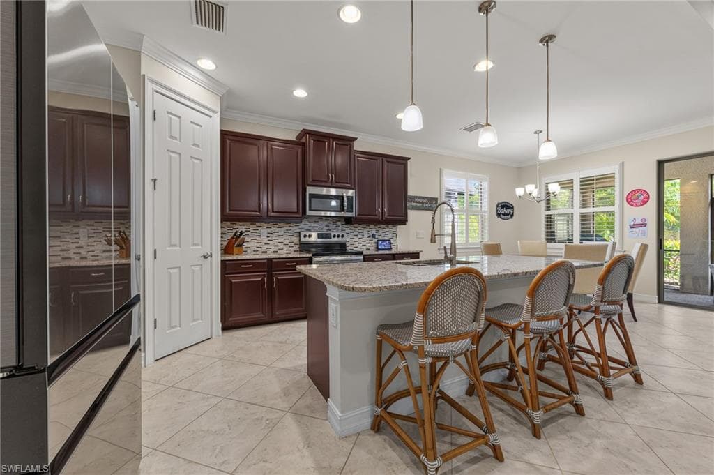 16423 Barclay CT-16