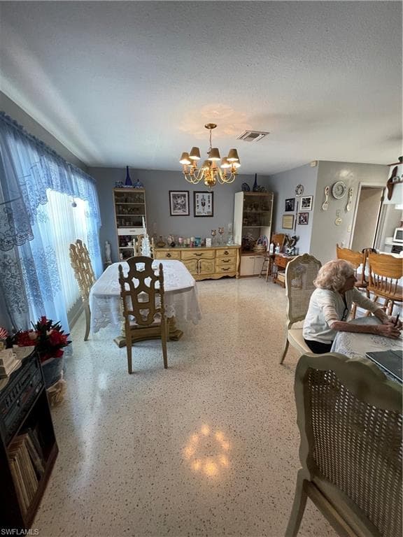 225 Lake DR-6