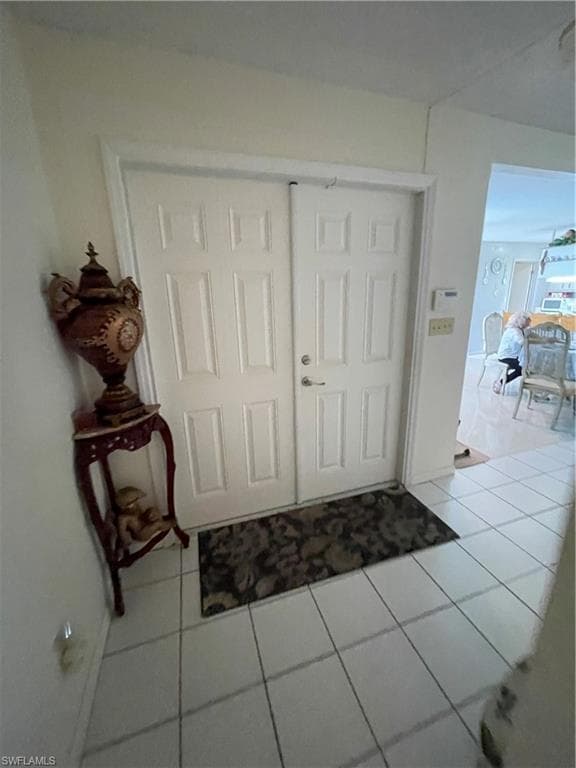 225 Lake DR-3