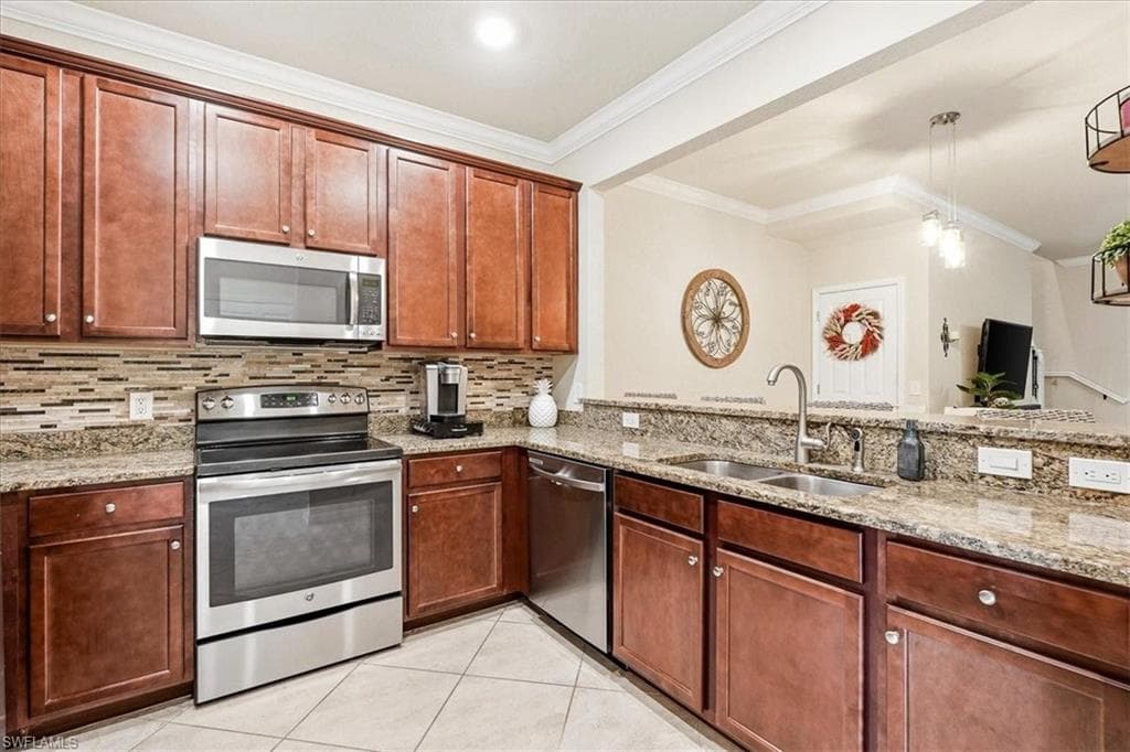 10034 Via Colomba CIR-7