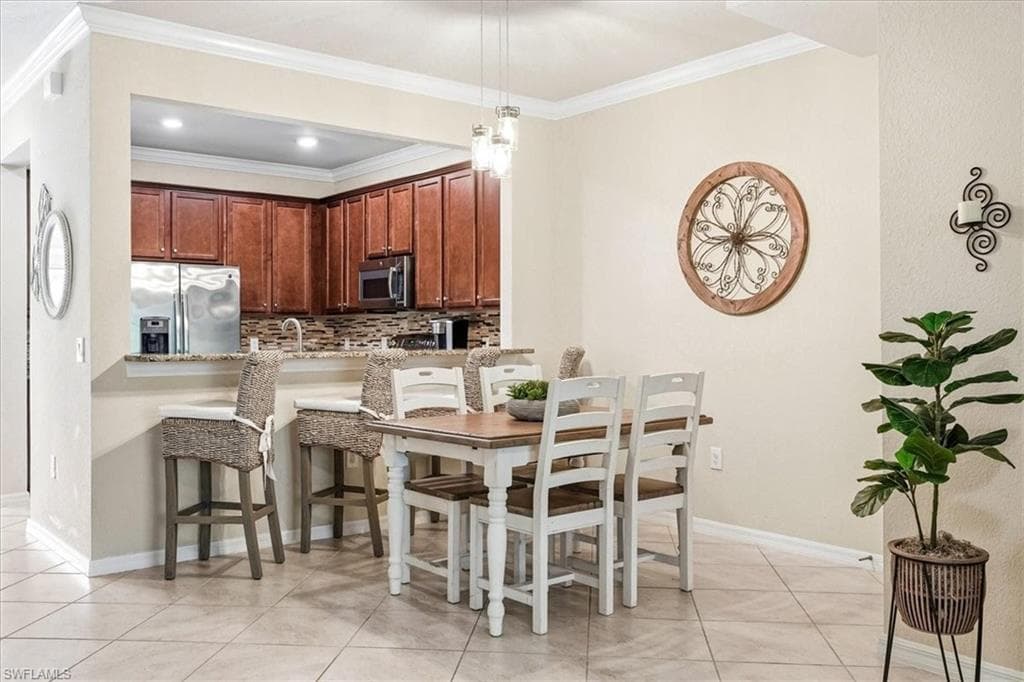 10034 Via Colomba CIR-9