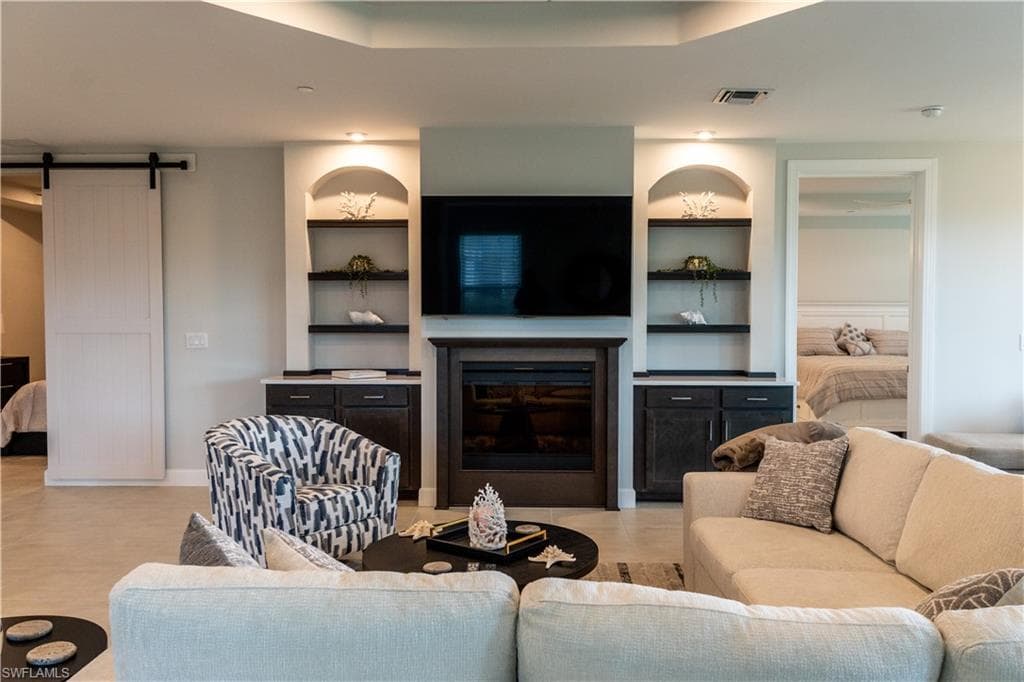 15335 LUCERNA ST 104-10