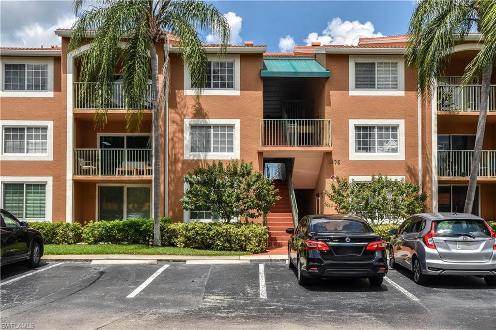 1275 Wildwood Lakes BLVD 303-2