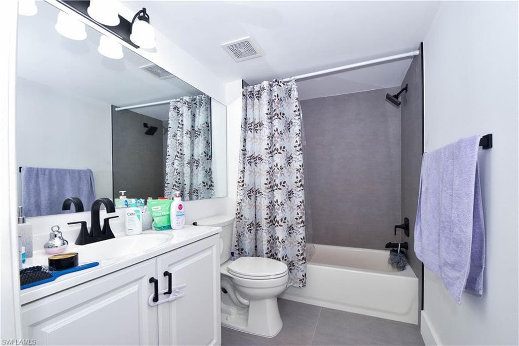 1275 Wildwood Lakes BLVD 303-11