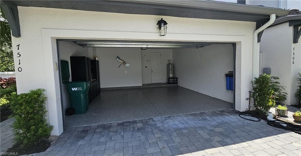7510 Rockefeller DR-47